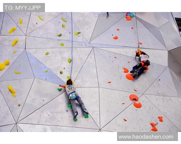 深圳攀岩队技术争议引发热议攀岩爱好者的观点碰撞与思考